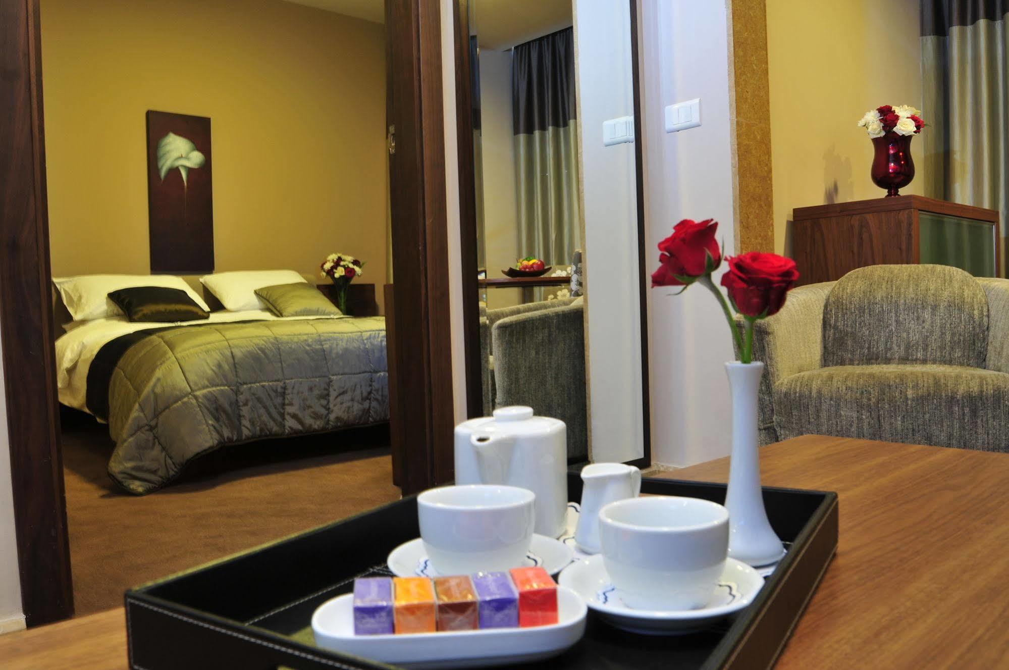 City Suite Hotel Beyrut Oda fotoğraf